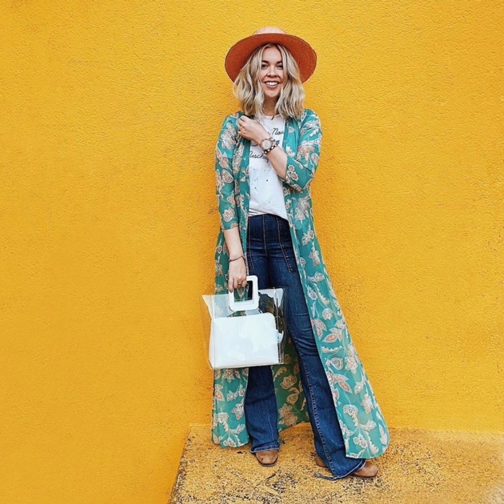 Show Me Your Mumu - Karmyn Cape